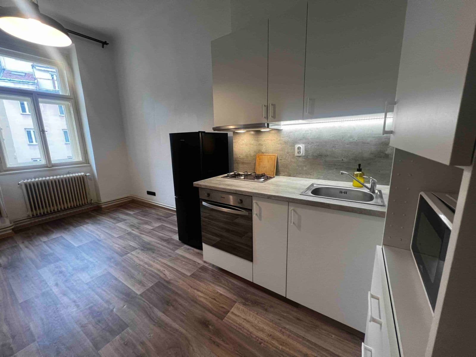 Pronájem bytu 1+1 43 m², Bělohorská, Praha, Praha Pronájem bytu 1+1 43 m², Bělohorská, Praha, Praha