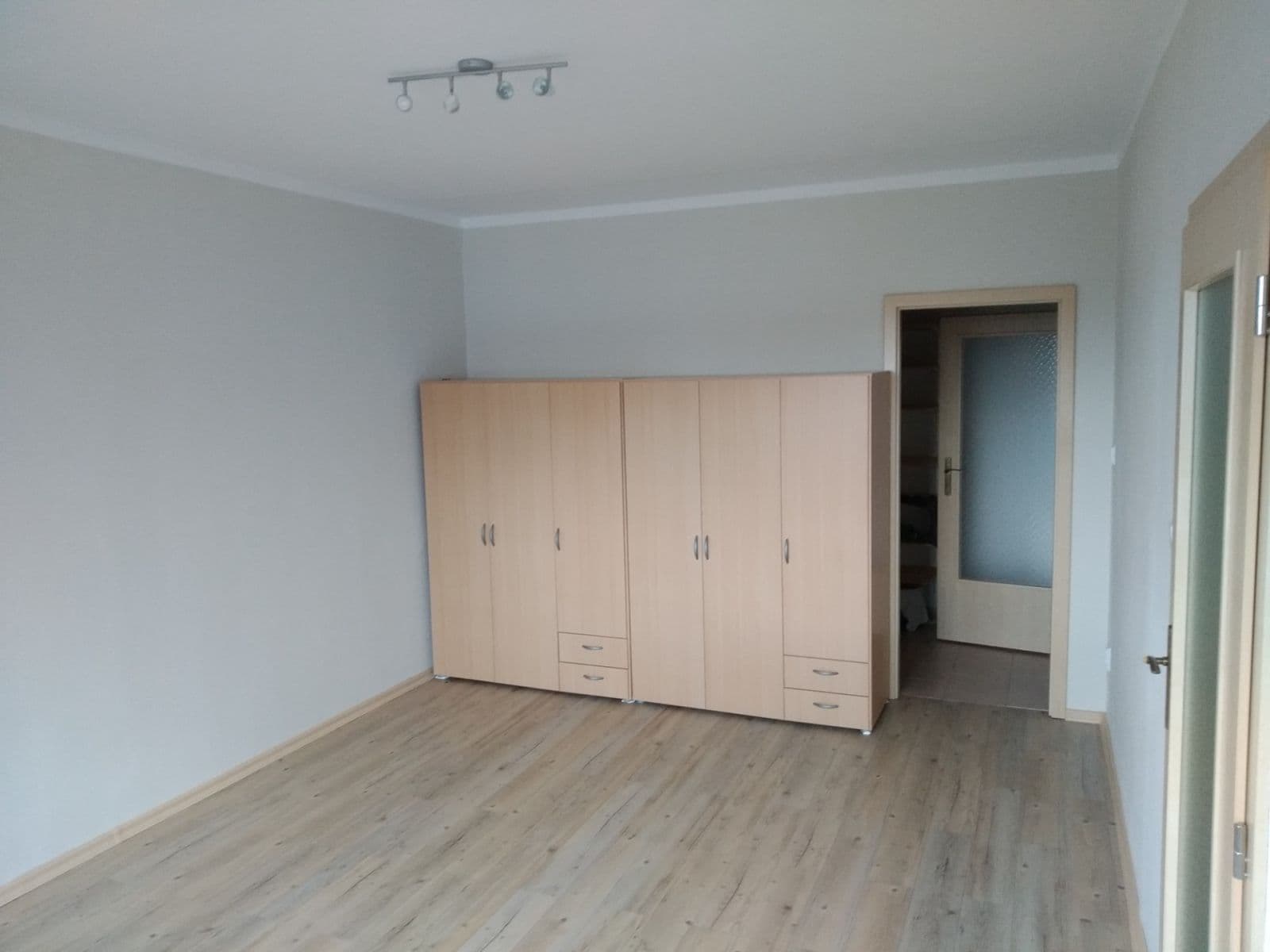 Prodej bytu 2+1 74 m², Luďka Matury, Pardubice, Pardubický kraj Prodej bytu 2+1 74 m², Luďka Matury, Pardubice, Pardubický kraj