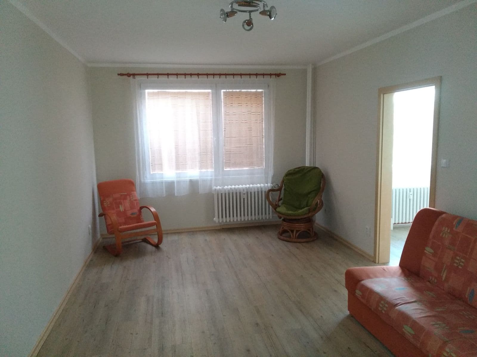 Prodej bytu 2+1 74 m², Luďka Matury, Pardubice, Pardubický kraj Prodej bytu 2+1 74 m², Luďka Matury, Pardubice, Pardubický kraj