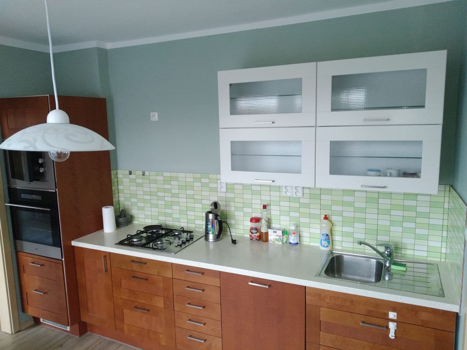Prodej bytu 2+1 74 m², Luďka Matury, Pardubice, Pardubický kraj Prodej bytu 2+1 74 m², Luďka Matury, Pardubice, Pardubický kraj