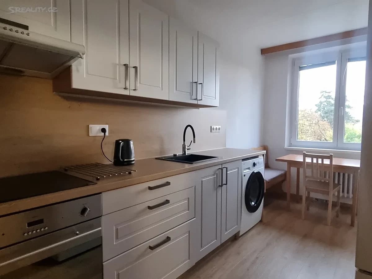 Pronájem bytu 4+1 83 m², Spodní, Brno, Jihomoravský kraj Pronájem bytu 4+1 83 m², Spodní, Brno, Jihomoravský kraj