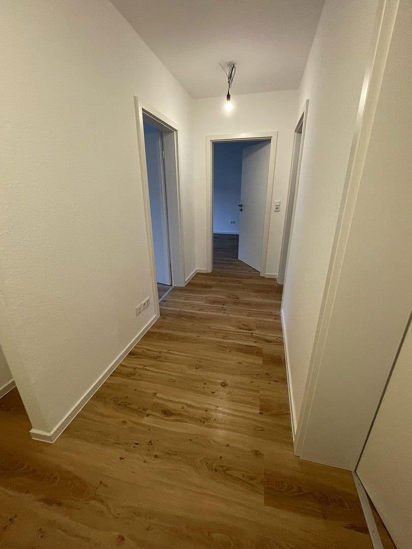 Pronájem bytu 3+1 66 m², Gumbinner Weg 2, Sarstedt, Dolní Sasko Pronájem bytu 3+1 66 m², Gumbinner Weg 2, Sarstedt, Dolní Sasko