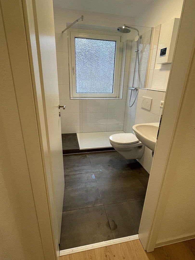 Pronájem bytu 3+1 66 m², Gumbinner Weg 2, Sarstedt, Dolní Sasko Pronájem bytu 3+1 66 m², Gumbinner Weg 2, Sarstedt, Dolní Sasko