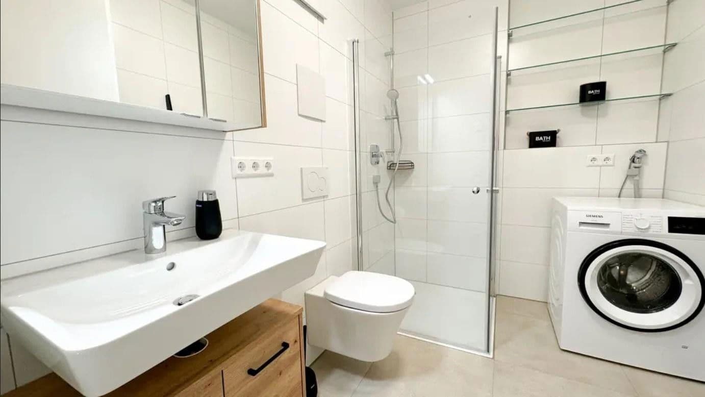 Pronájem bytu 2+1 53 m², Augsburg, Bavorsko Pronájem bytu 2+1 53 m², Augsburg, Bavorsko