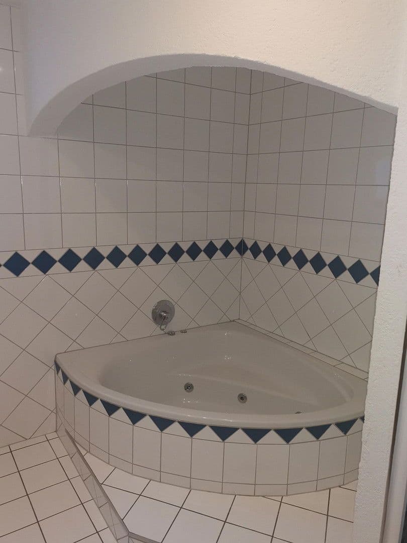 Pronájem bytu 6+1 140 m², Dillinger Str. 6, Beckingen, Země Sársko Pronájem bytu 6+1 140 m², Dillinger Str. 6, Beckingen, Země Sársko