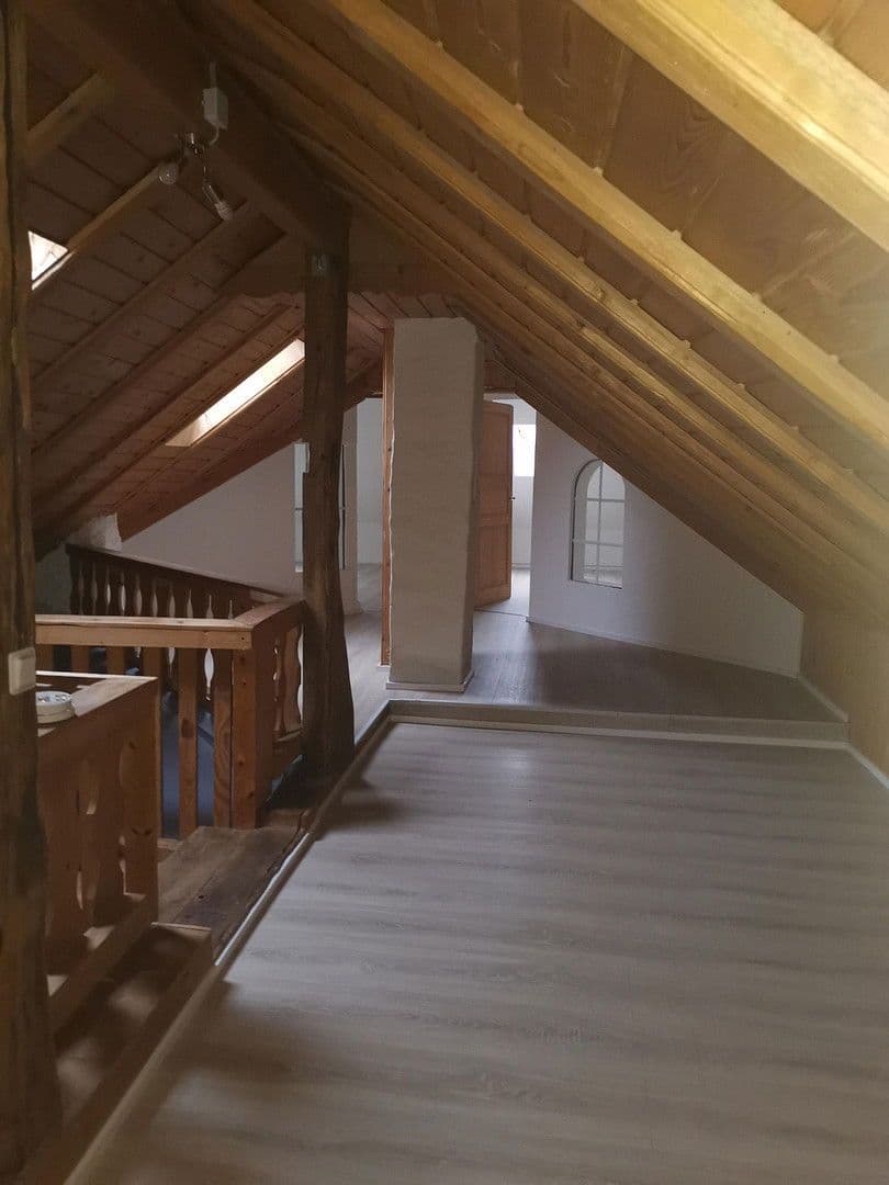 Pronájem bytu 6+1 140 m², Dillinger Str. 6, Beckingen, Země Sársko Pronájem bytu 6+1 140 m², Dillinger Str. 6, Beckingen, Země Sársko