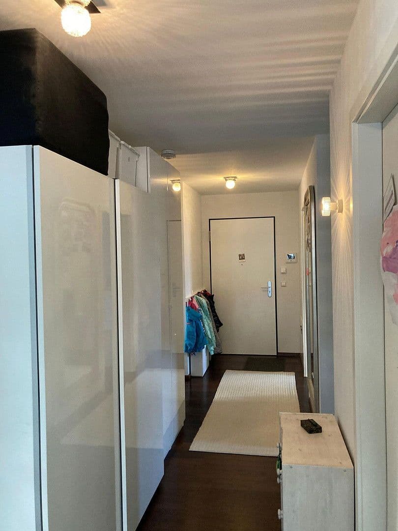 Pronájem bytu 4+1 110 m², Steinenbergstraße 6, Reutlingen, Bádensko-Württembersko Pronájem bytu 4+1 110 m², Steinenbergstraße 6, Reutlingen, Bádensko-Württembersko