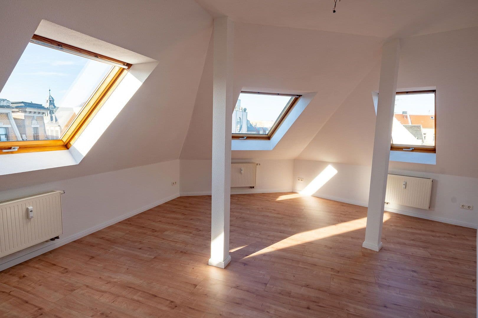 Pronájem bytu 2+1 60 m², Endersstraße, Leipzig, Sasko Pronájem bytu 2+1 60 m², Endersstraße, Leipzig, Sasko