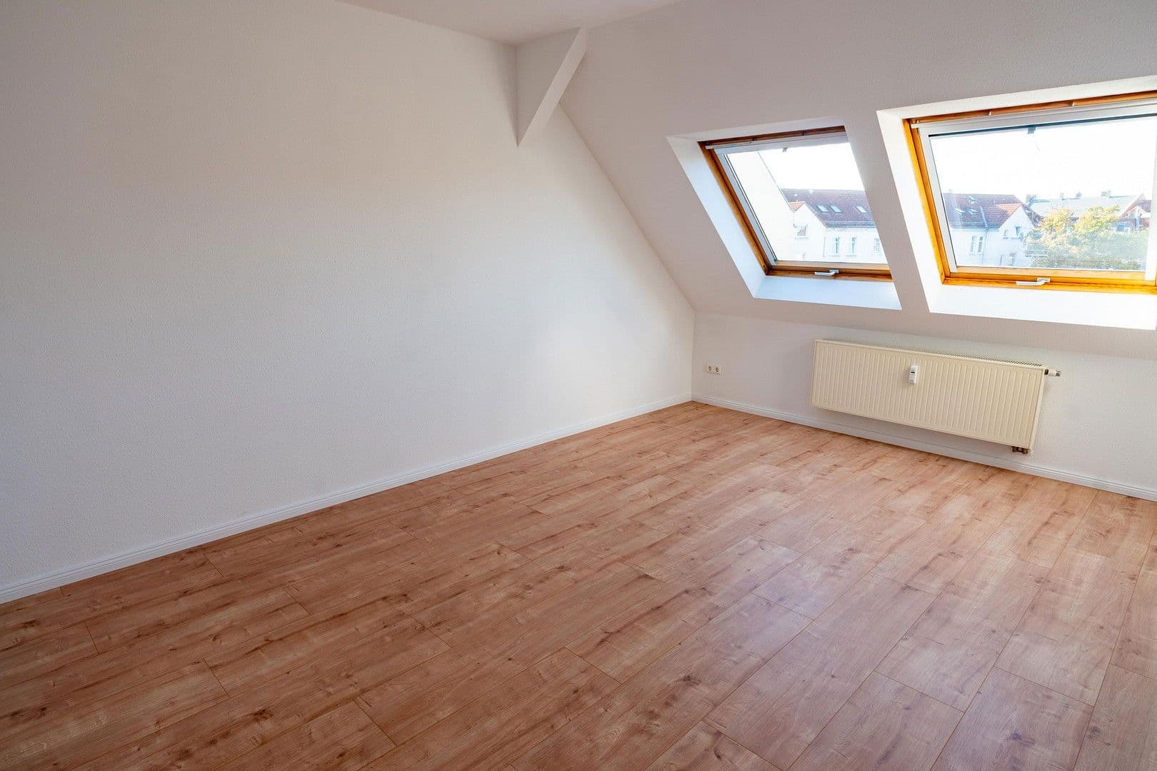 Pronájem bytu 2+1 60 m², Endersstraße, Leipzig, Sasko Pronájem bytu 2+1 60 m², Endersstraße, Leipzig, Sasko