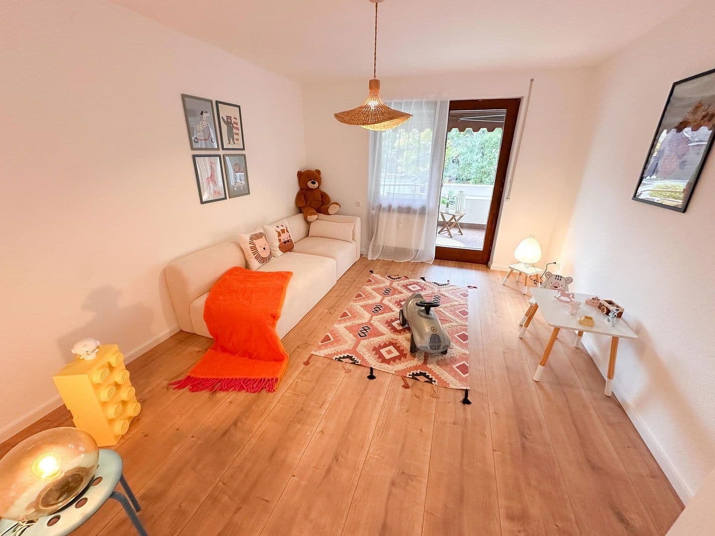 Prodej bytu 3+kk 90 m², Filderstadt, Bádensko-Württembersko Prodej bytu 3+kk 90 m², Filderstadt, Bádensko-Württembersko