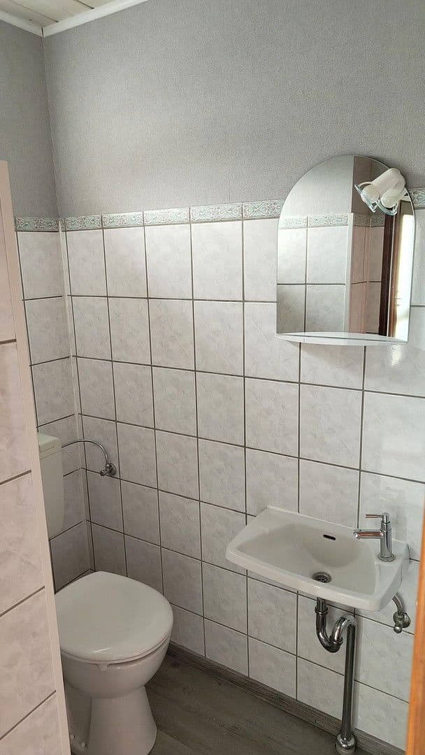 Pronájem domu 145 m², pozemek 457 m², Osthofen, Porýní-Falc Pronájem domu 145 m², pozemek 457 m², Osthofen, Porýní-Falc