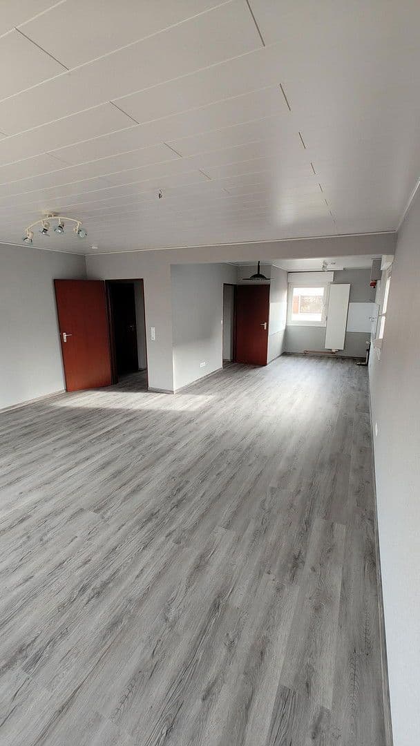 Pronájem domu 145 m², pozemek 457 m², Osthofen, Porýní-Falc Pronájem domu 145 m², pozemek 457 m², Osthofen, Porýní-Falc