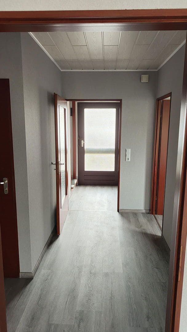 Pronájem domu 145 m², pozemek 457 m², Osthofen, Porýní-Falc Pronájem domu 145 m², pozemek 457 m², Osthofen, Porýní-Falc