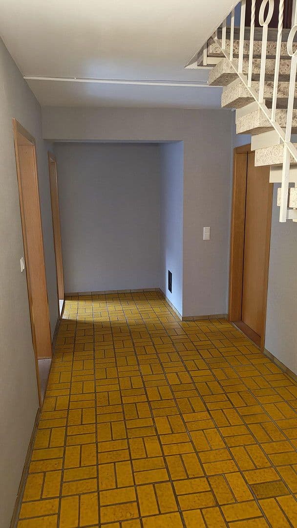 Pronájem domu 145 m², pozemek 457 m², Osthofen, Porýní-Falc Pronájem domu 145 m², pozemek 457 m², Osthofen, Porýní-Falc