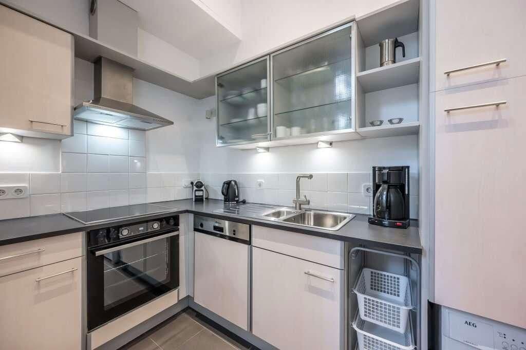 Pronájem bytu 1+1 35 m², Hopplaweg 12, Stuttgart, Bádensko-Württembersko Pronájem bytu 1+1 35 m², Hopplaweg 12, Stuttgart, Bádensko-Württembersko