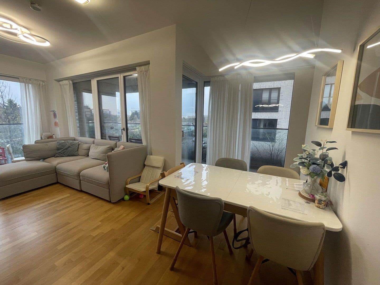 Pronájem bytu 3+1 87 m², Berlin, Berlín Pronájem bytu 3+1 87 m², Berlin, Berlín