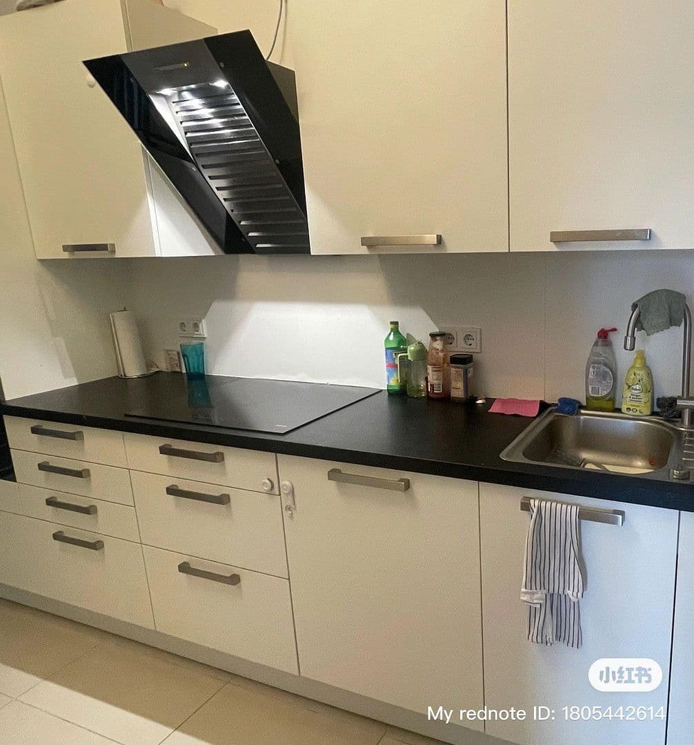 Pronájem bytu 3+1 87 m², Berlin, Berlín Pronájem bytu 3+1 87 m², Berlin, Berlín