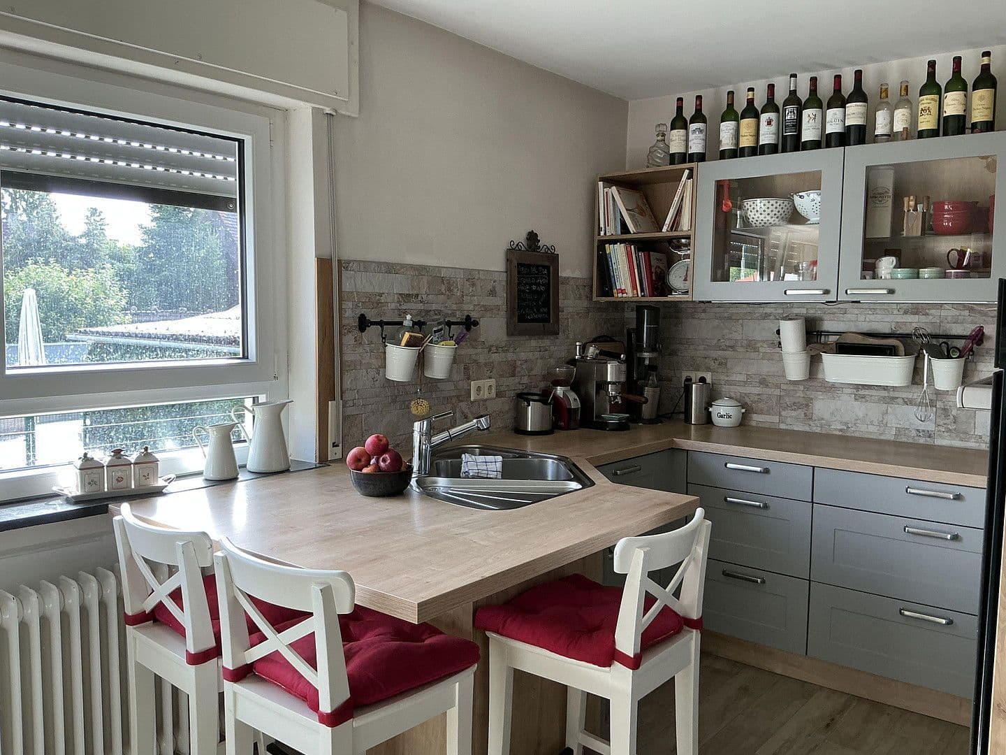 Prodej domu 170 m², pozemek 1.335 m², Steinmauern, Bádensko-Württembersko Prodej domu 170 m², pozemek 1.335 m², Steinmauern, Bádensko-Württembersko