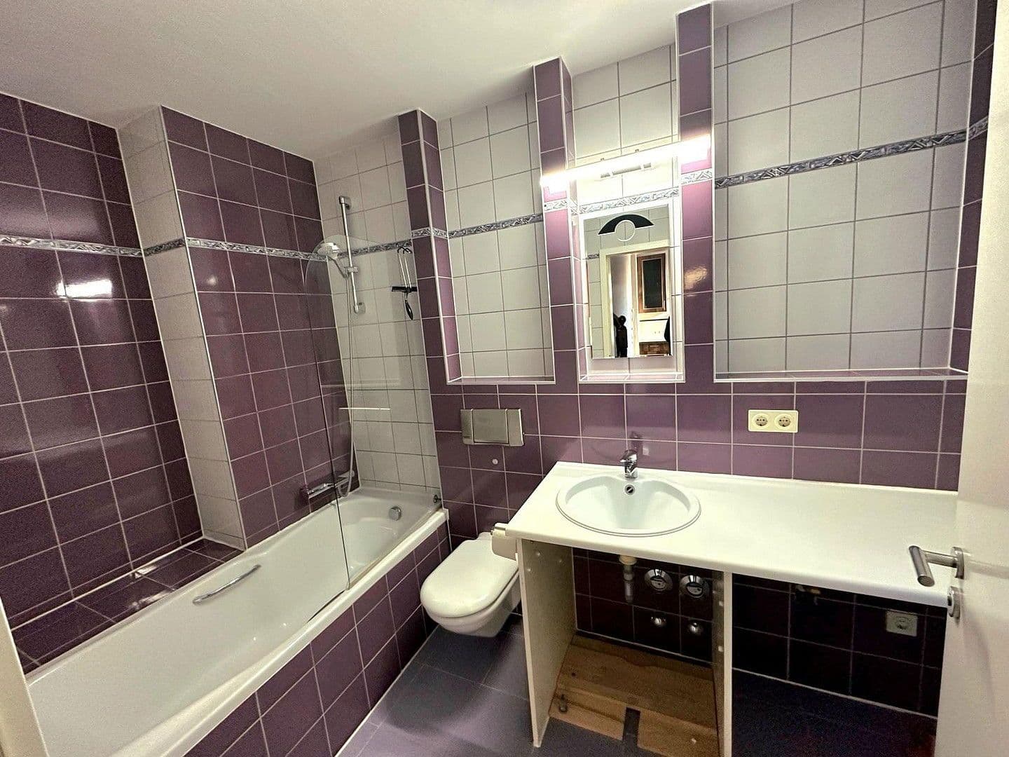 Pronájem bytu 1+kk 45 m², Stadtbergen, Bavorsko Pronájem bytu 1+kk 45 m², Stadtbergen, Bavorsko