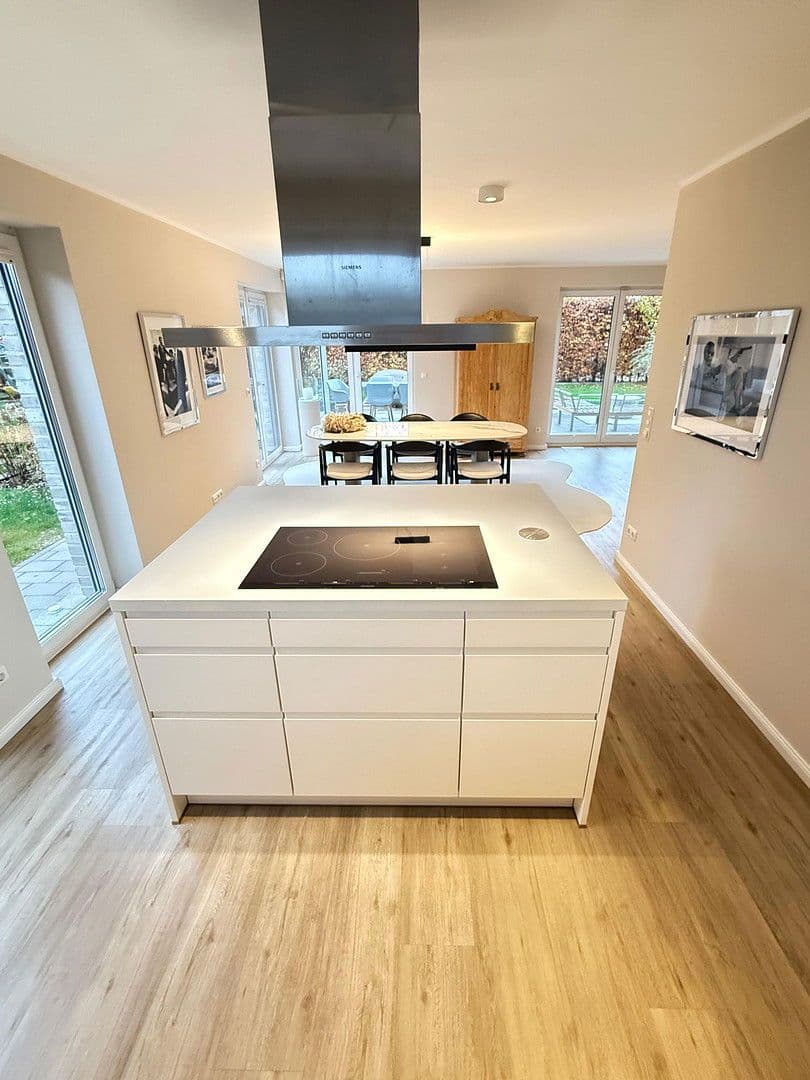 Prodej domu 142 m², pozemek 702 m², Quickborn, Šlesvicko-Holštýnsko Prodej domu 142 m², pozemek 702 m², Quickborn, Šlesvicko-Holštýnsko