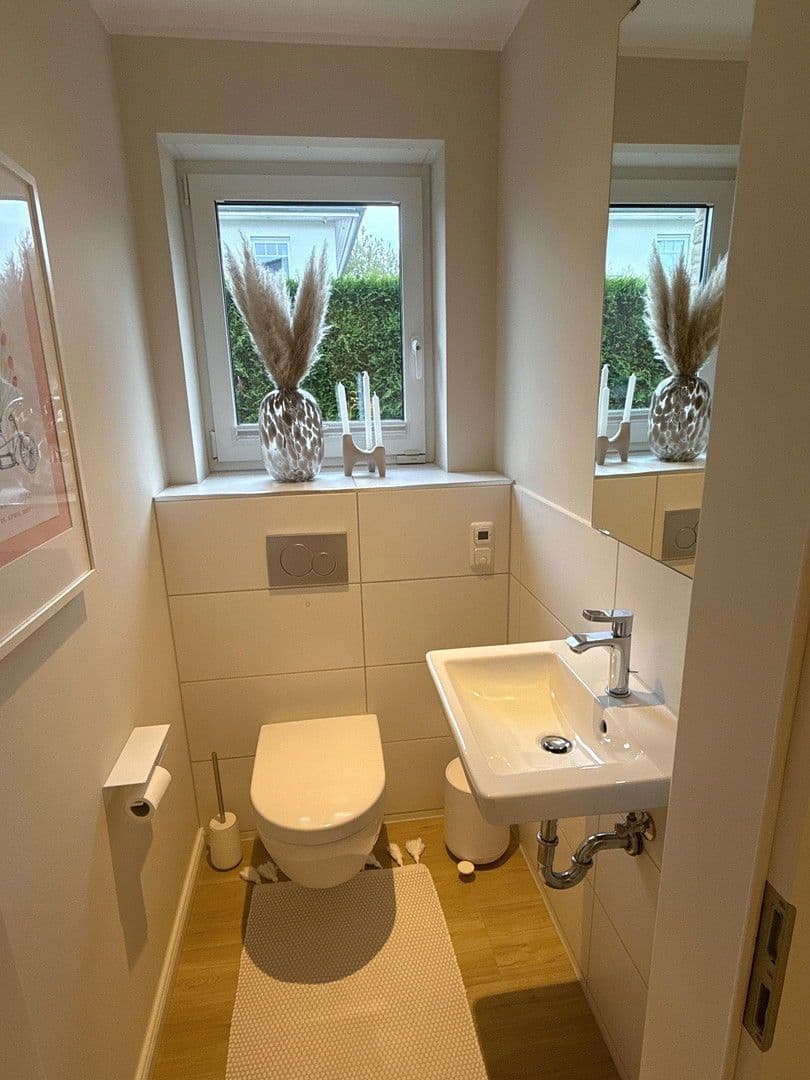 Prodej domu 142 m², pozemek 702 m², Quickborn, Šlesvicko-Holštýnsko Prodej domu 142 m², pozemek 702 m², Quickborn, Šlesvicko-Holštýnsko