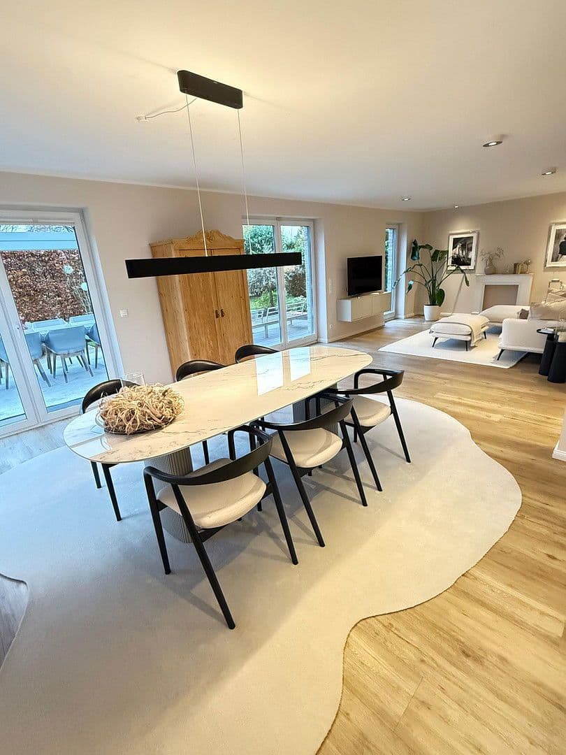 Prodej domu 142 m², pozemek 702 m², Quickborn, Šlesvicko-Holštýnsko Prodej domu 142 m², pozemek 702 m², Quickborn, Šlesvicko-Holštýnsko