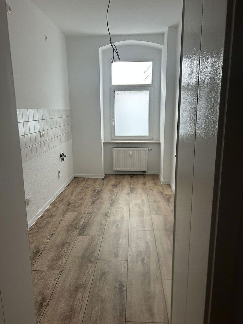 Pronájem bytu 1+1 39 m², Merseburger Str. 49, Halle Saale, Sasko-Anhaltsko Pronájem bytu 1+1 39 m², Merseburger Str. 49, Halle Saale, Sasko-Anhaltsko