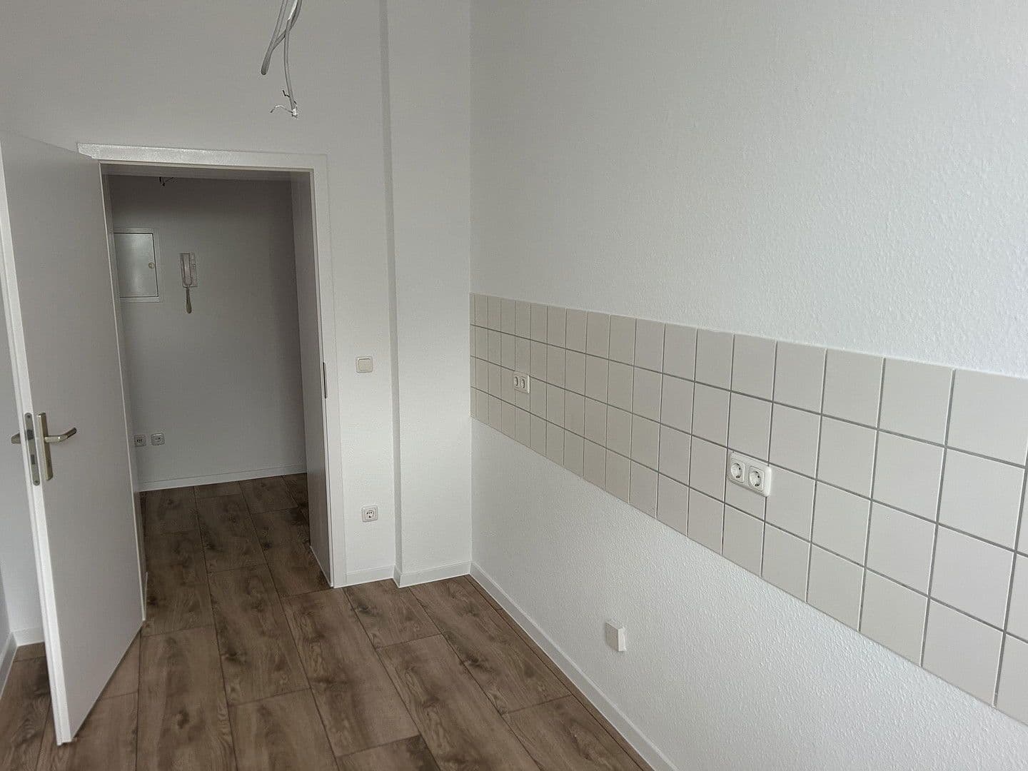 Pronájem bytu 1+1 39 m², Merseburger Str. 49, Halle Saale, Sasko-Anhaltsko Pronájem bytu 1+1 39 m², Merseburger Str. 49, Halle Saale, Sasko-Anhaltsko
