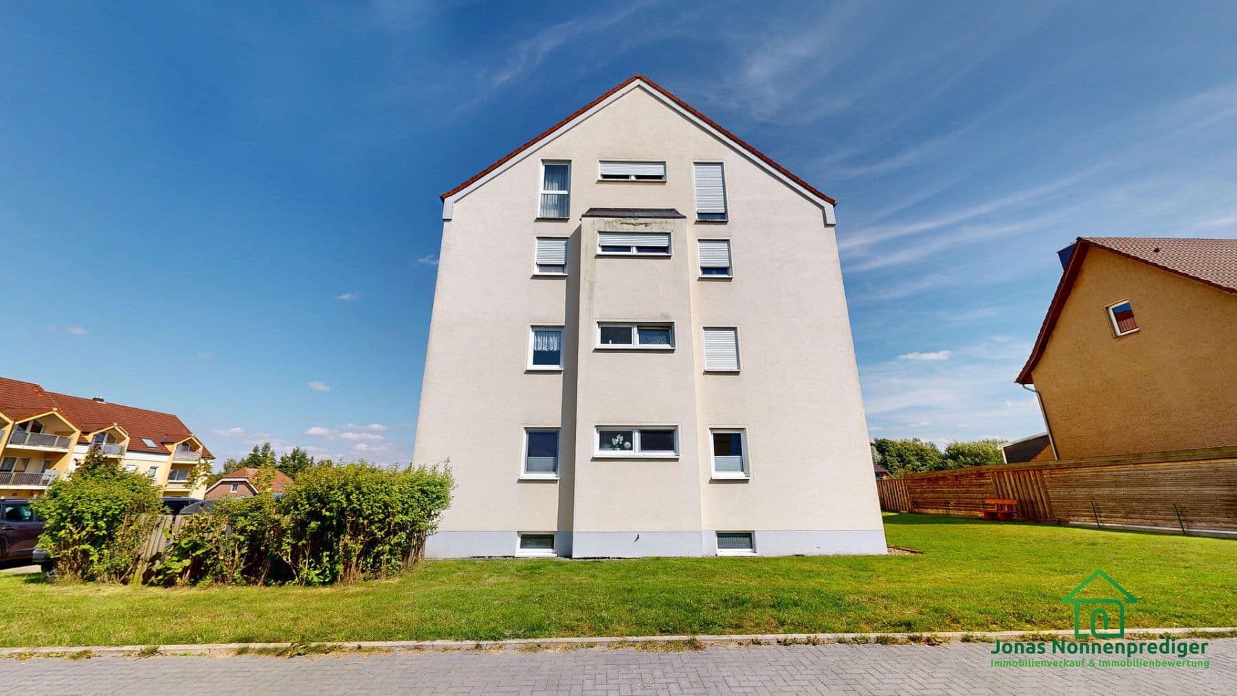 Prodej domu 1.126 m², pozemek 2.034 m², Am Serrahnsbach 35-37, Sternberg, Mecklenburg-Vorpommern Prodej domu 1.126 m², pozemek 2.034 m², Am Serrahnsbach 35-37, Sternberg, Mecklenburg-Vorpommern