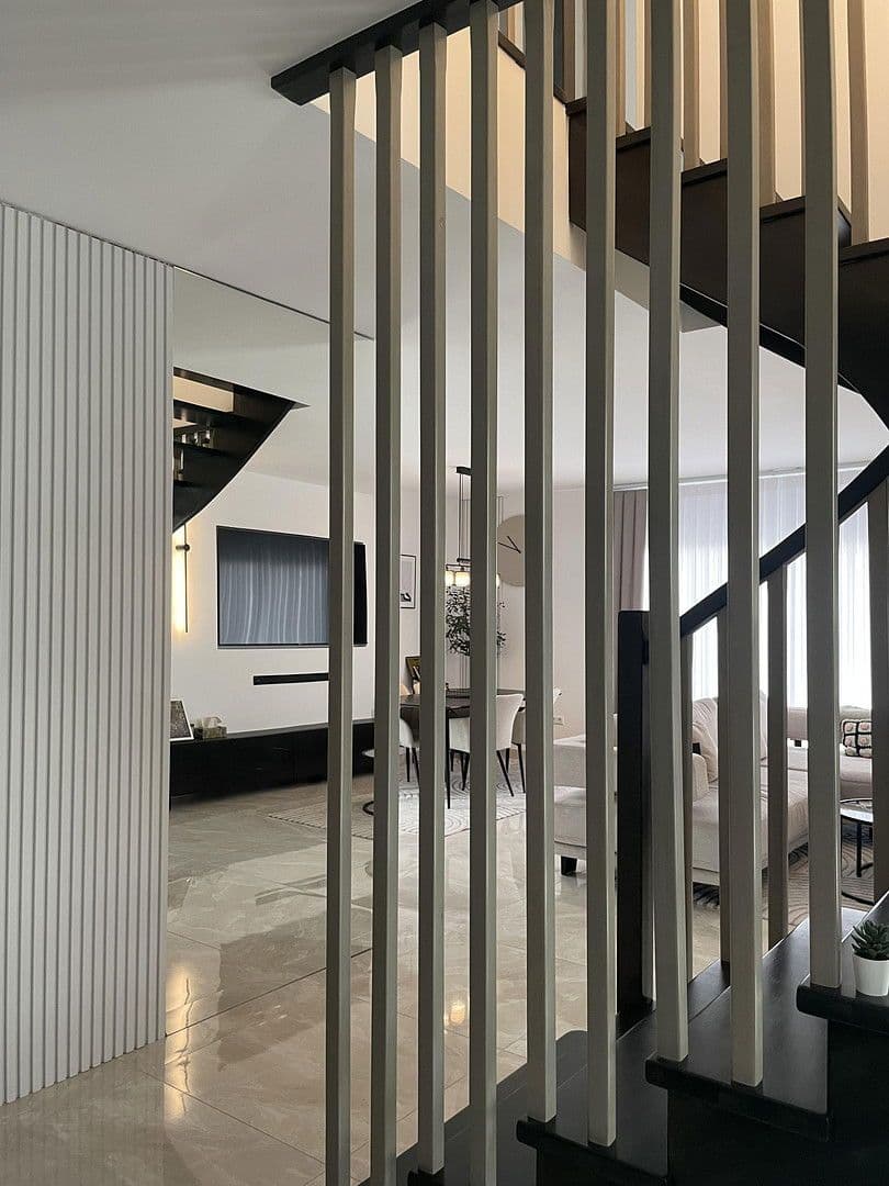 Prodej domu 100 m², pozemek 187 m², Nagold, Bádensko-Württembersko Prodej domu 100 m², pozemek 187 m², Nagold, Bádensko-Württembersko