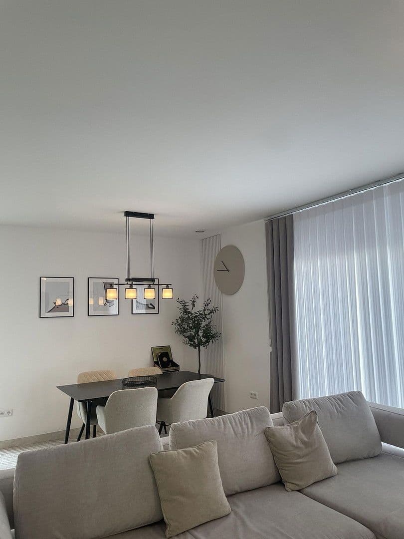 Prodej domu 100 m², pozemek 187 m², Nagold, Bádensko-Württembersko Prodej domu 100 m², pozemek 187 m², Nagold, Bádensko-Württembersko