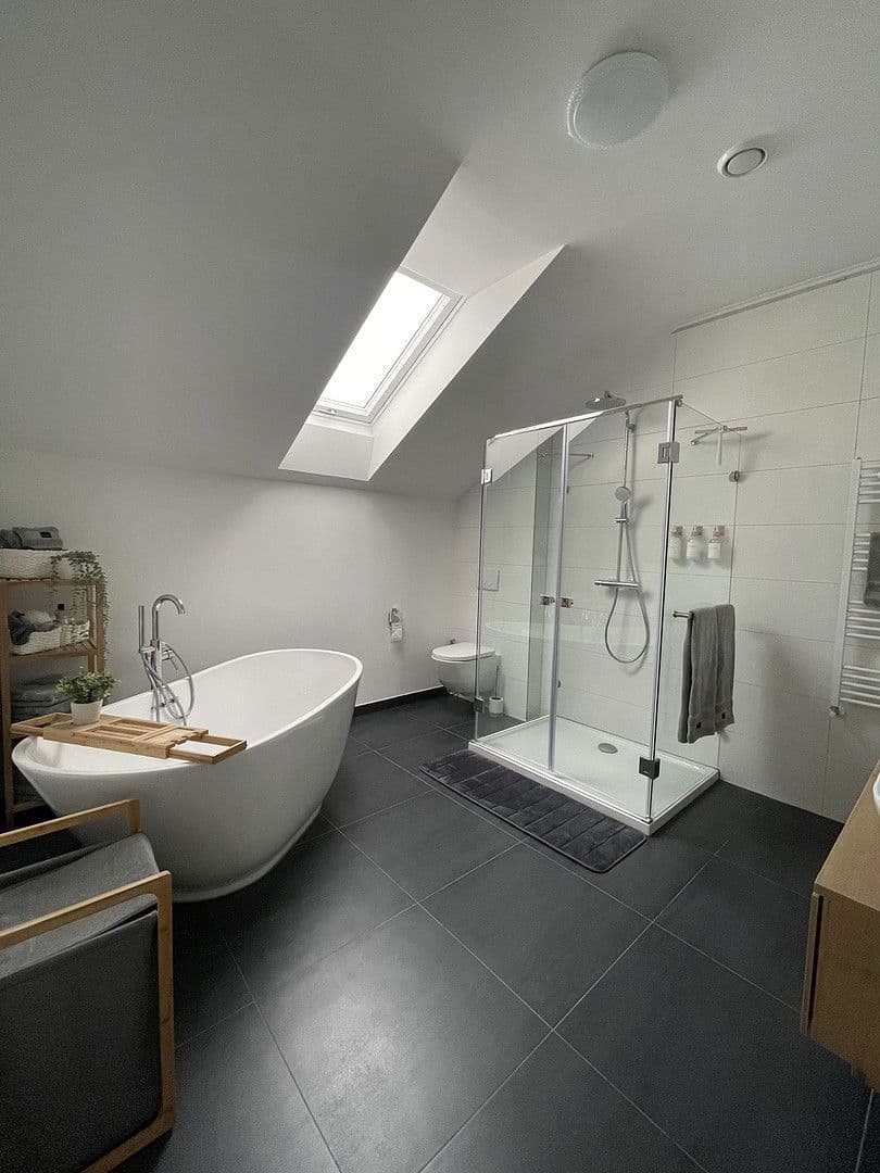 Prodej domu 100 m², pozemek 187 m², Nagold, Bádensko-Württembersko Prodej domu 100 m², pozemek 187 m², Nagold, Bádensko-Württembersko