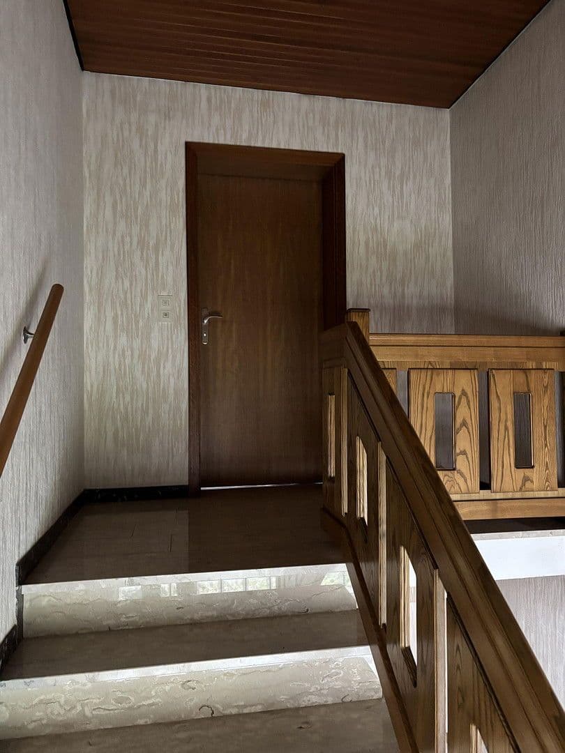 Pronájem bytu 5+1 192 m², Vallendar, Porýní-Falc Pronájem bytu 5+1 192 m², Vallendar, Porýní-Falc