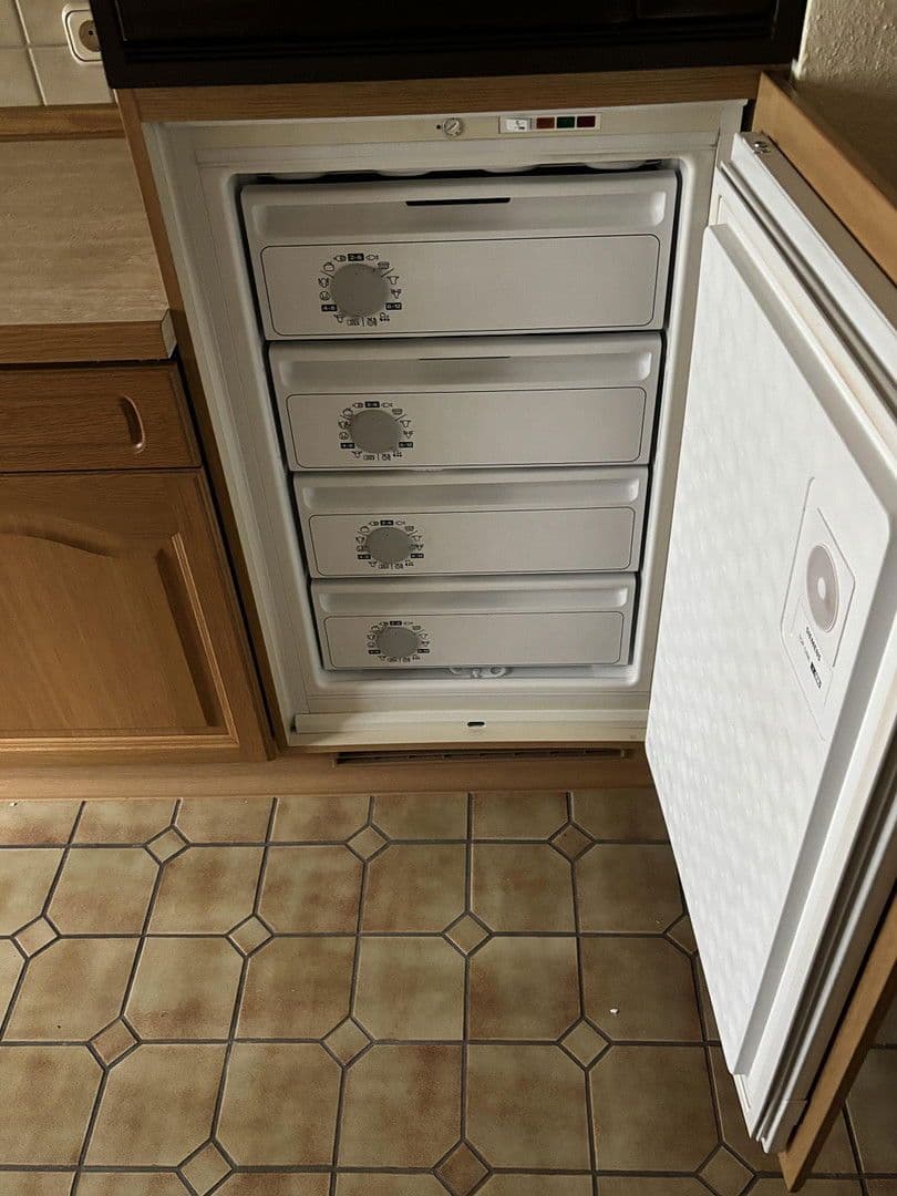 Pronájem bytu 5+1 192 m², Vallendar, Porýní-Falc Pronájem bytu 5+1 192 m², Vallendar, Porýní-Falc