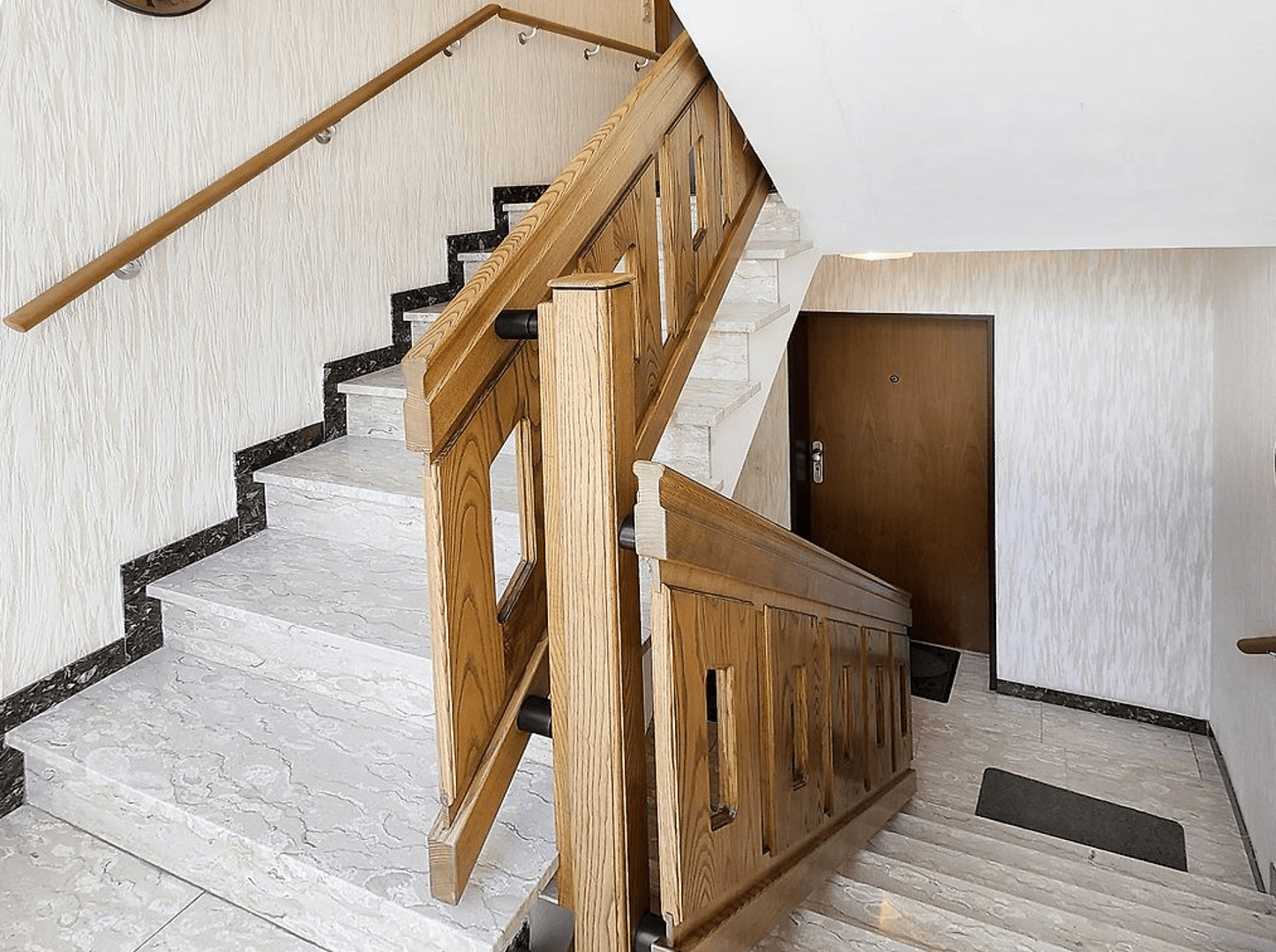 Pronájem bytu 5+1 192 m², Vallendar, Porýní-Falc Pronájem bytu 5+1 192 m², Vallendar, Porýní-Falc