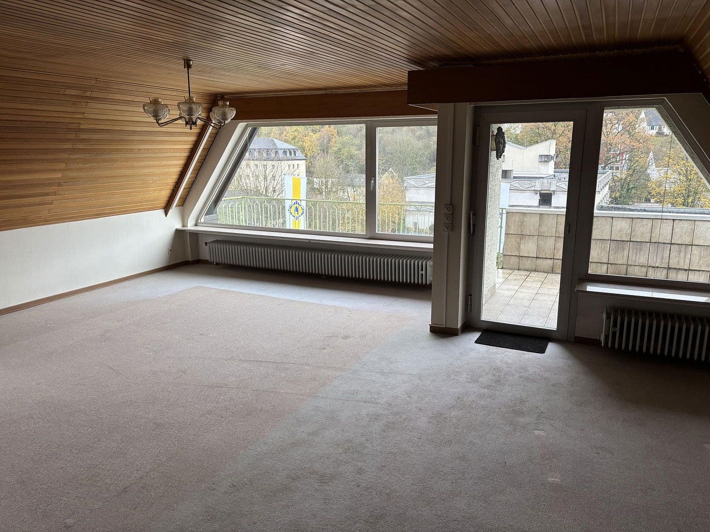 Pronájem bytu 5+1 192 m², Vallendar, Porýní-Falc Pronájem bytu 5+1 192 m², Vallendar, Porýní-Falc