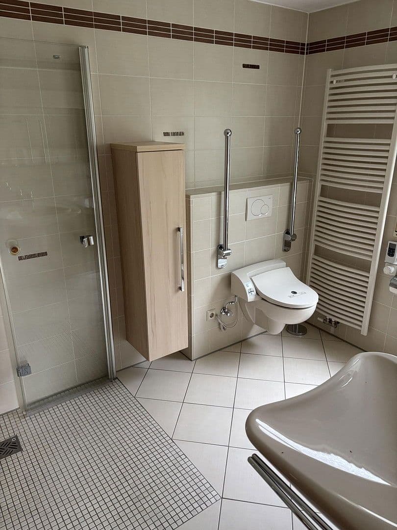 Pronájem bytu 5+1 192 m², Vallendar, Porýní-Falc Pronájem bytu 5+1 192 m², Vallendar, Porýní-Falc