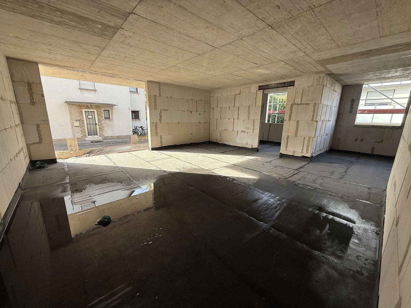 Prodej bytu 3+1 75 m², Berliner Straße 53, Niederkassel, Severní Porýní-Vestfálsko Prodej bytu 3+1 75 m², Berliner Straße 53, Niederkassel, Severní Porýní-Vestfálsko