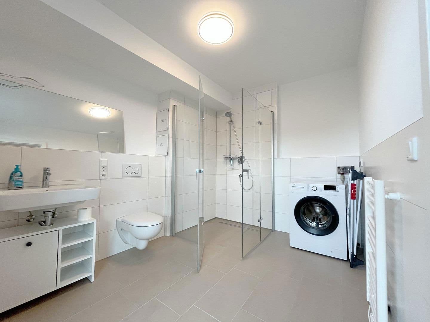 Pronájem bytu 1+1 35 m², Rudower Chaussee 32, Berlin, Berlín Pronájem bytu 1+1 35 m², Rudower Chaussee 32, Berlin, Berlín