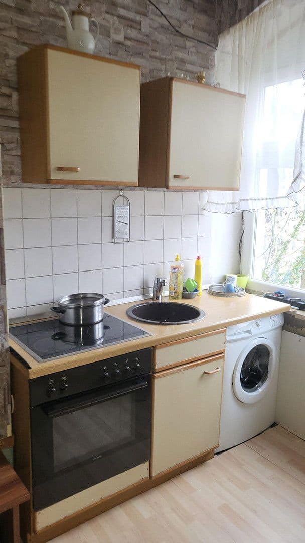 Pronájem bytu 4+1 110 m², Wolfhager Str. 85, Kassel, Hessen Pronájem bytu 4+1 110 m², Wolfhager Str. 85, Kassel, Hessen