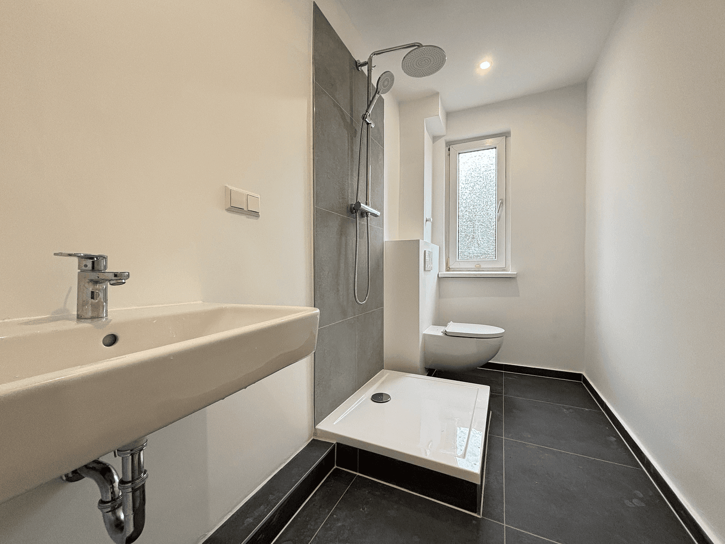 Prodej bytu 2+1 60 m², Schwedenstraße 3B, Berlin, Berlín Prodej bytu 2+1 60 m², Schwedenstraße 3B, Berlin, Berlín