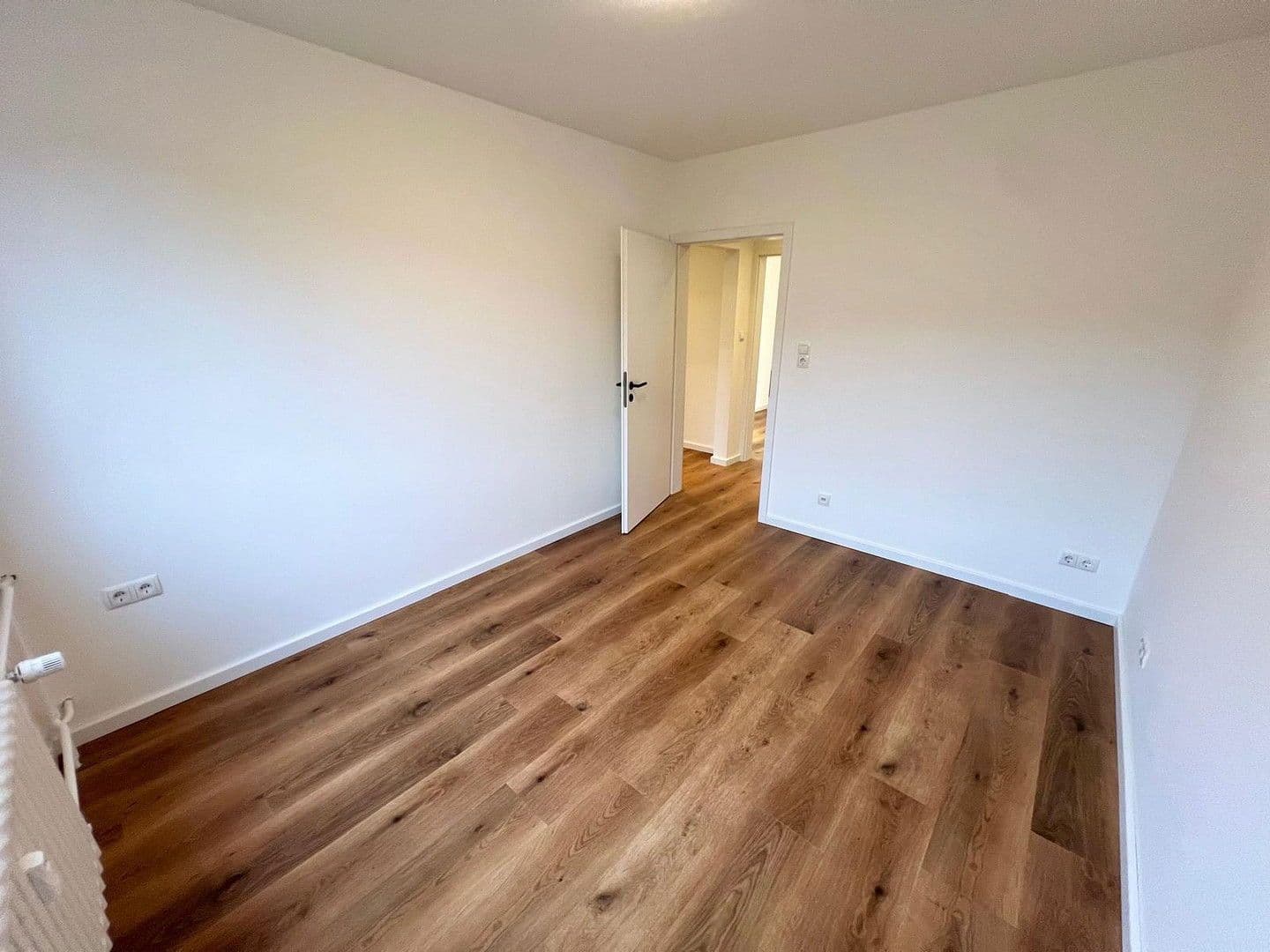 Prodej bytu 3+1 72 m², Charles-Roß-Ring 92, Kiel, Šlesvicko-Holštýnsko Prodej bytu 3+1 72 m², Charles-Roß-Ring 92, Kiel, Šlesvicko-Holštýnsko