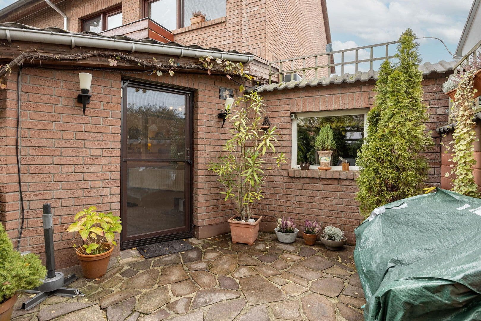 Prodej domu 128 m², pozemek 245 m², Sofienstraße 11, Sankt Augustin, Severní Porýní-Vestfálsko Prodej domu 128 m², pozemek 245 m², Sofienstraße 11, Sankt Augustin, Severní Porýní-Vestfálsko