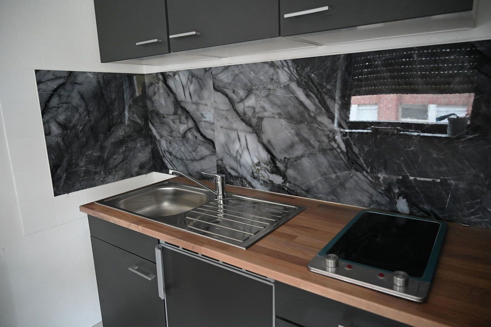 Pronájem bytu 1+1 29 m², Gärtnerstraße 87, Mannheim, Bádensko-Württembersko Pronájem bytu 1+1 29 m², Gärtnerstraße 87, Mannheim, Bádensko-Württembersko