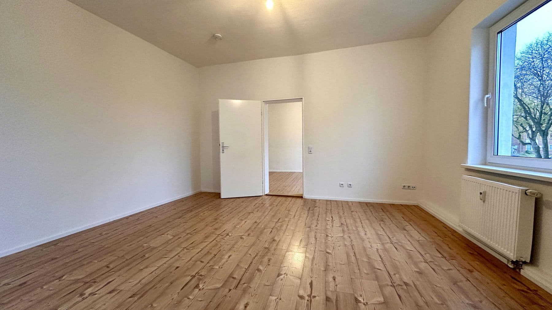 Pronájem bytu 3+1 88 m², Kiel, Šlesvicko-Holštýnsko Pronájem bytu 3+1 88 m², Kiel, Šlesvicko-Holštýnsko