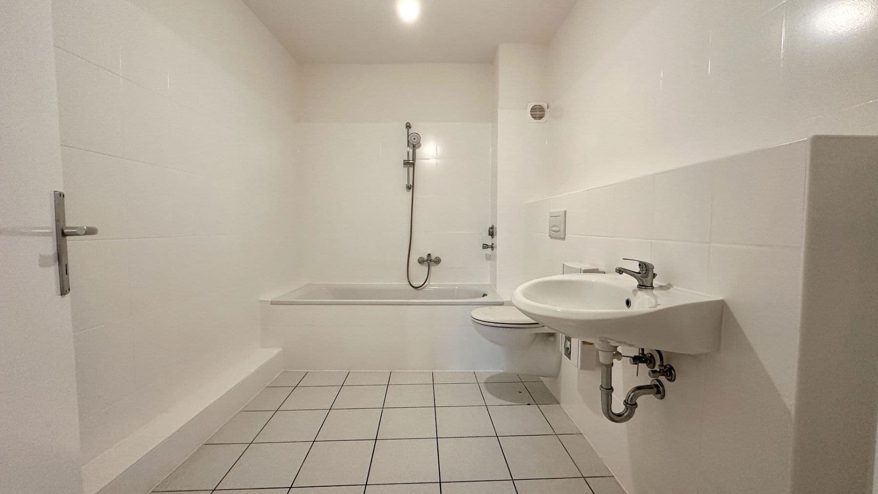 Pronájem bytu 3+1 88 m², Kiel, Šlesvicko-Holštýnsko Pronájem bytu 3+1 88 m², Kiel, Šlesvicko-Holštýnsko