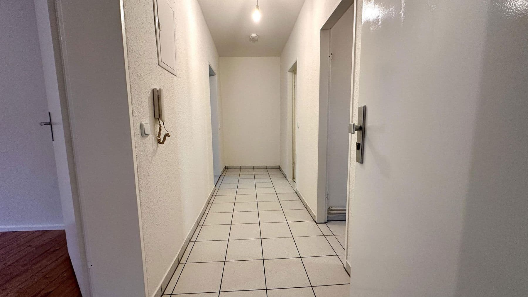 Pronájem bytu 3+1 88 m², Kiel, Šlesvicko-Holštýnsko Pronájem bytu 3+1 88 m², Kiel, Šlesvicko-Holštýnsko