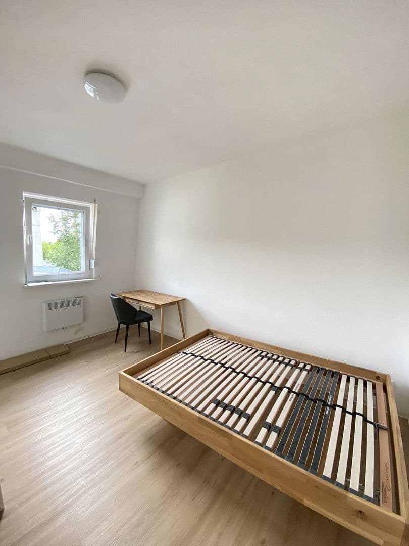 Pronájem bytu 3+1 80 m², Ettlingen, Bádensko-Württembersko Pronájem bytu 3+1 80 m², Ettlingen, Bádensko-Württembersko