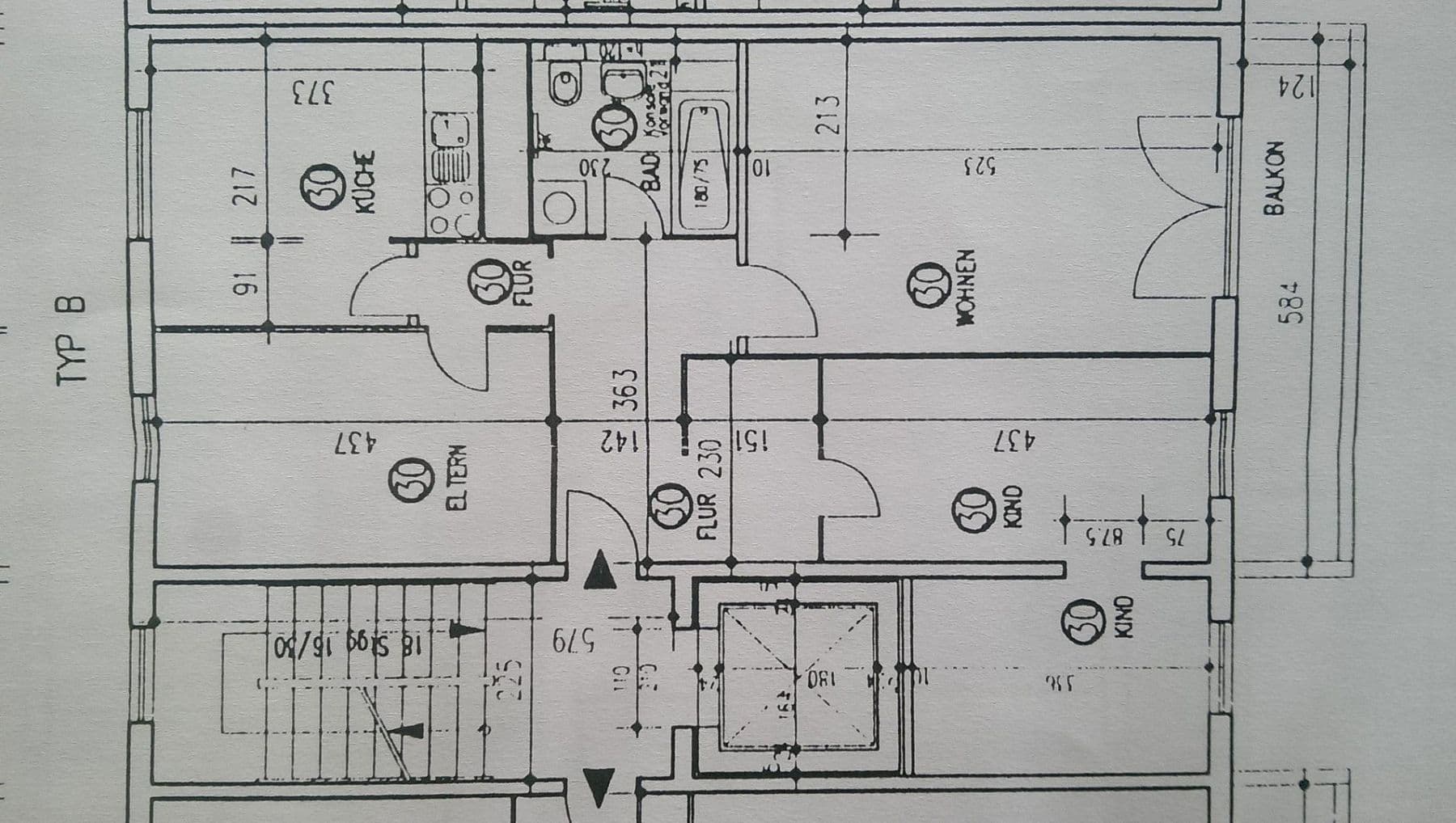 Prodej bytu 3+kk 77 m², Rigaer Str. 88, Berlin, Berlín Prodej bytu 3+kk 77 m², Rigaer Str. 88, Berlin, Berlín