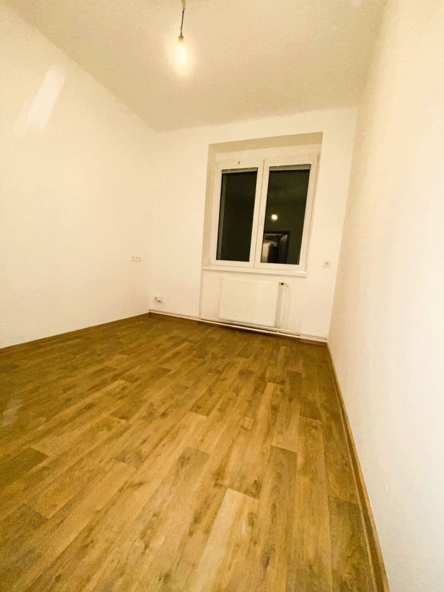 Prodej bytu 3+1 72 m², Kozlerova, Rokycany, Plzeňský kraj Prodej bytu 3+1 72 m², Kozlerova, Rokycany, Plzeňský kraj